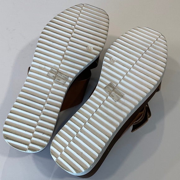 CHRISTIAN DI RICCIO Italy Platform Cross Strap Leather Sandals Size 9 Like New - Picture 4 of 7